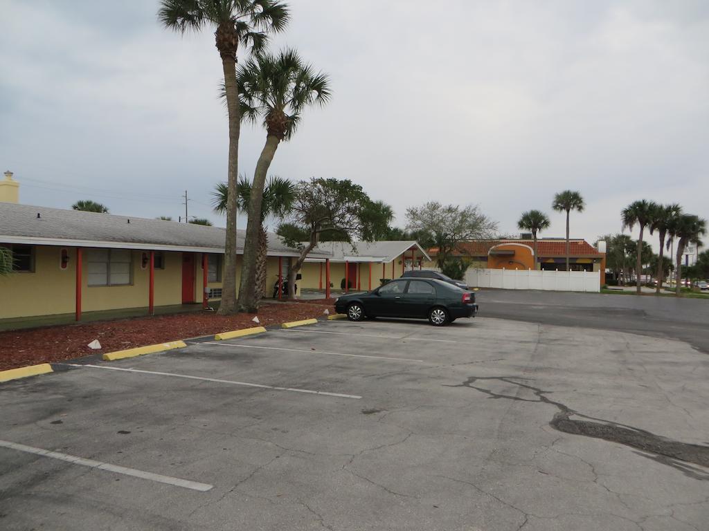 Sunset Inn- Fort Pierce, Fl Ngoại thất bức ảnh