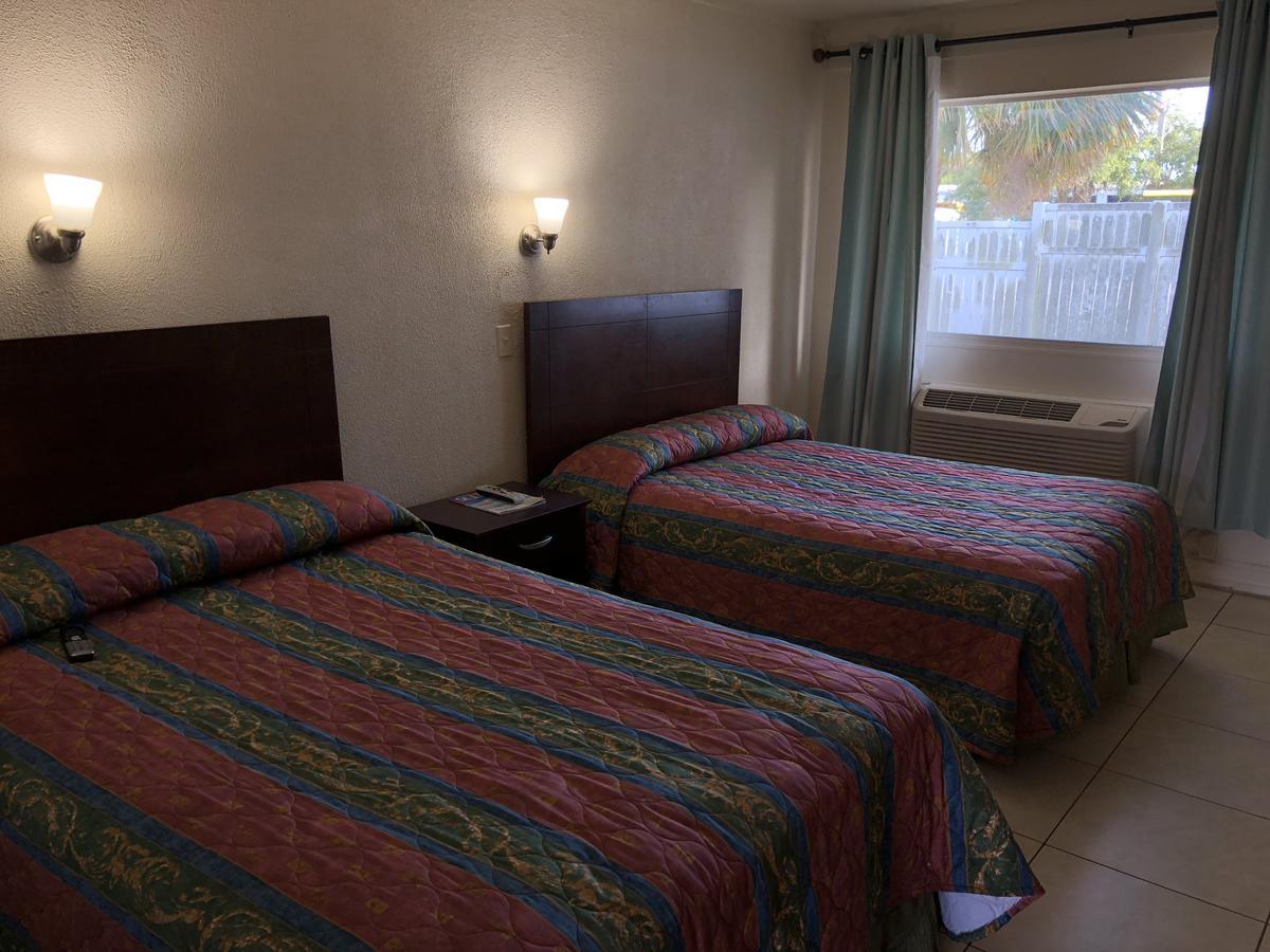 Sunset Inn- Fort Pierce, Fl Ngoại thất bức ảnh